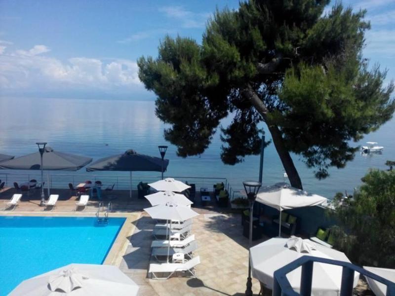 Poseidon 3* Kamínia